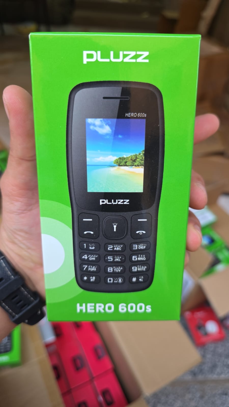 تليفون pluzz hero